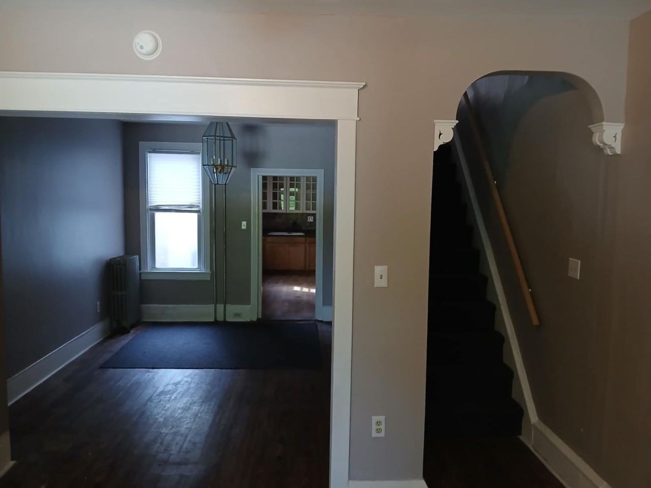 249 Nichols St - Photo 3 of 14