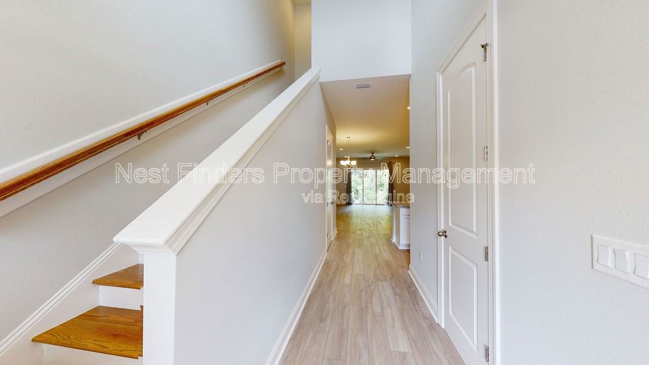 64 Egan Way - Photo 3 of 32