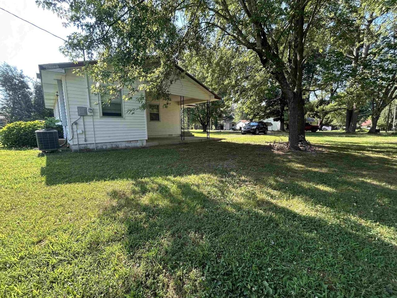 29 Martin Cir - Photo 3 of 16