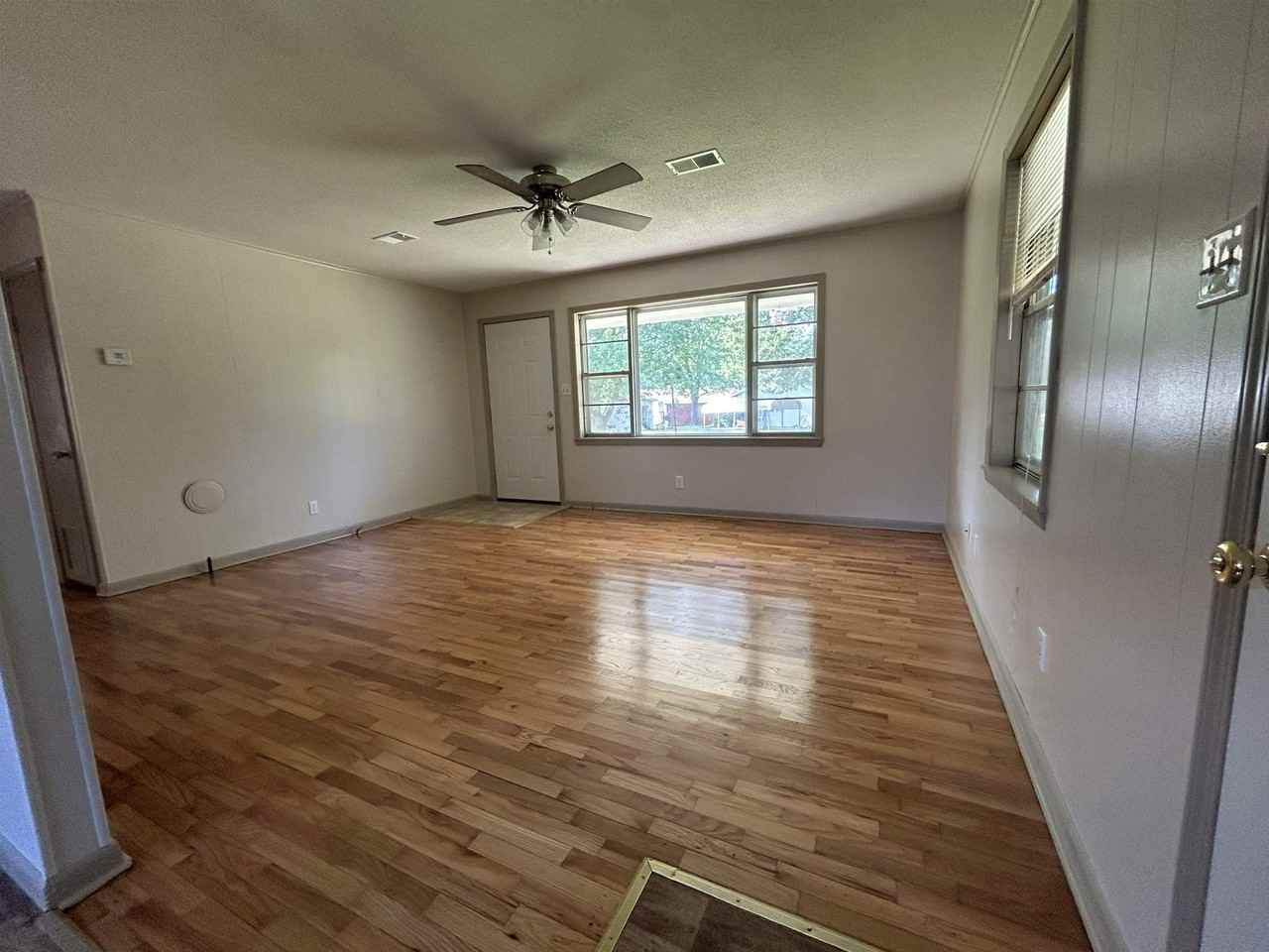 29 Martin Cir - Photo 5 of 16