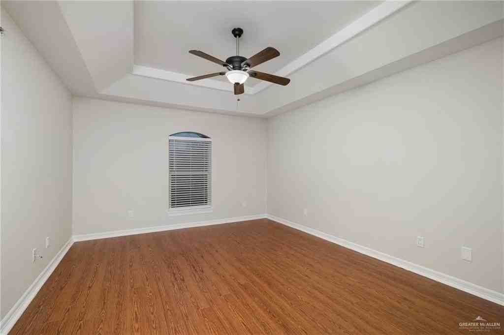 315 S 48th Ln #4 - Photo 7 of 8