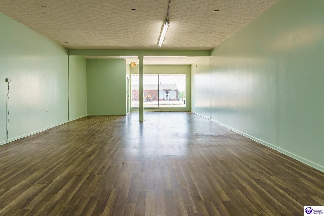 169 E Vine St #3 - Photo 6 of 15