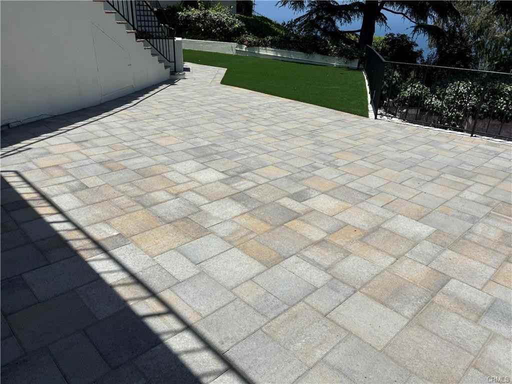 888 888 Vía Del Monte - Photo 4 of 8