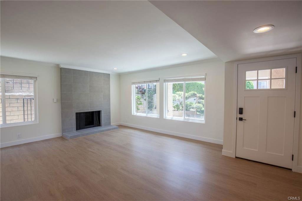 2933 Oakwood Ln - Photo 3 of 3