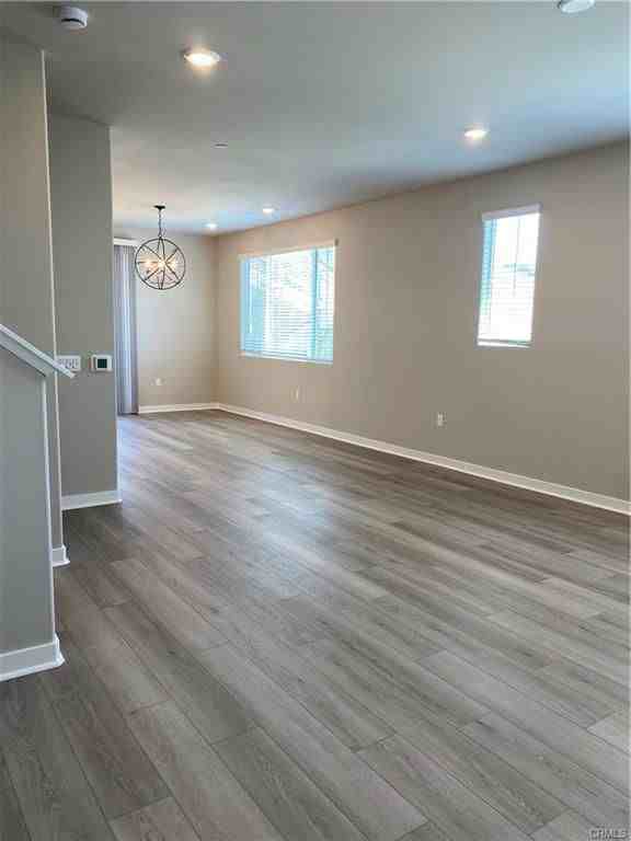 1470 Skyline Ln - Photo 2 of 5