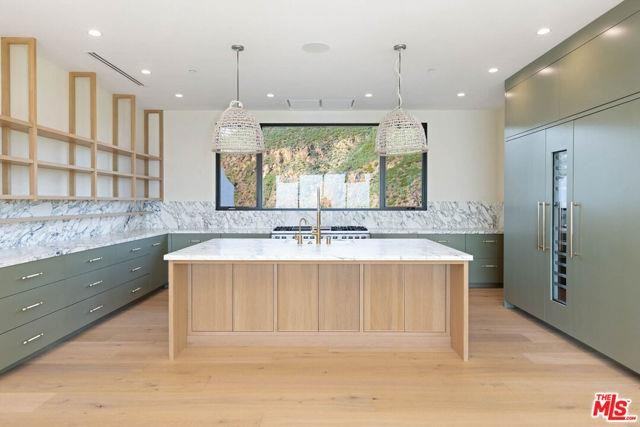 5366 Horizon Dr - Photo 5 of 8