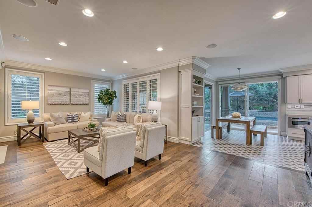 23 Van Gogh Way - Photo 2 of 8