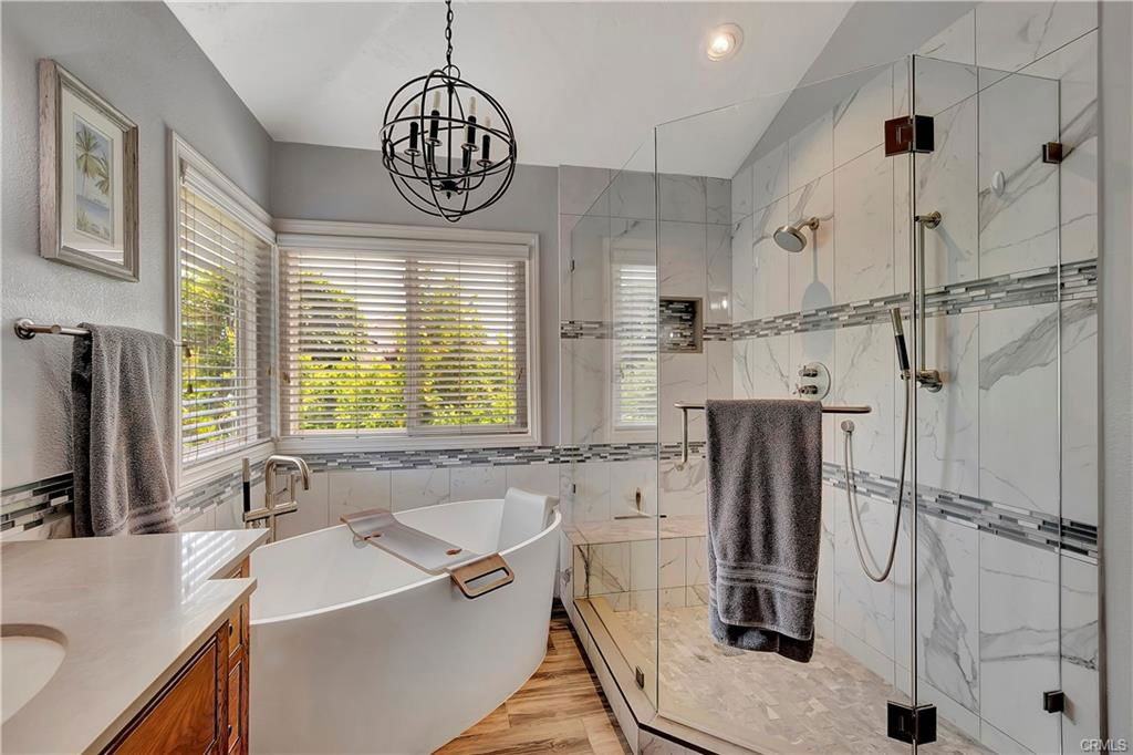 23941 Frigate Dr - Photo 2 of 8