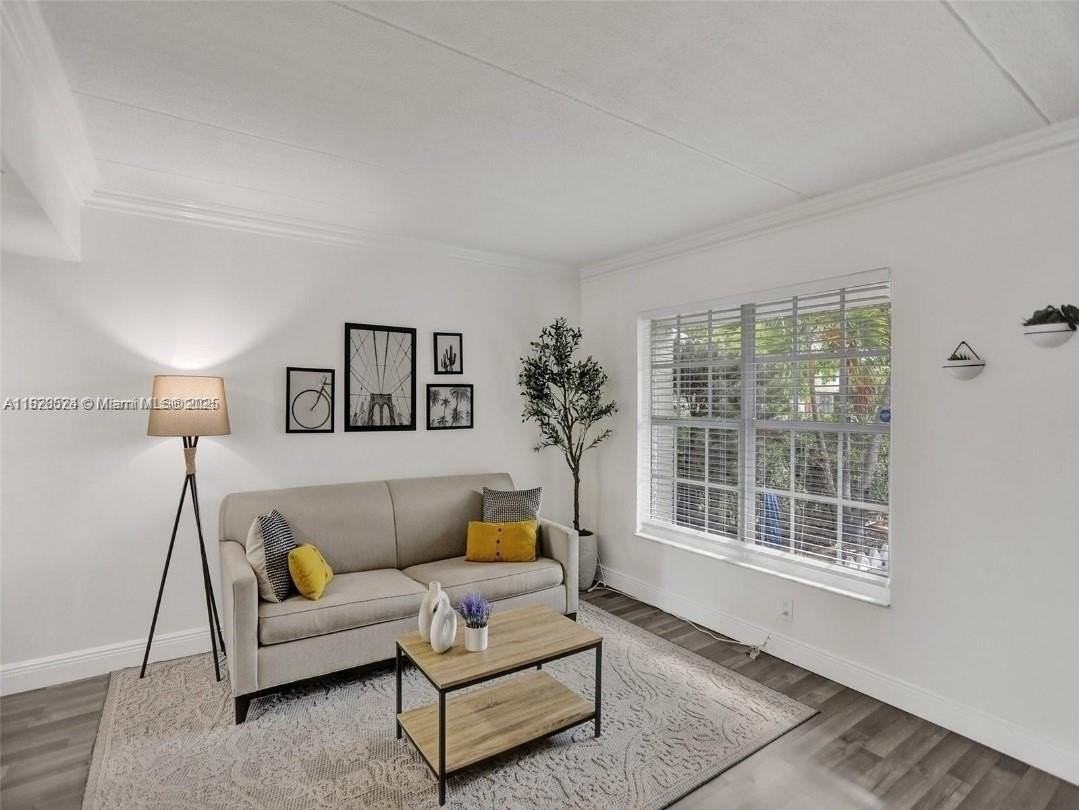 3603 Townhouse Court - Photo 3 of 26