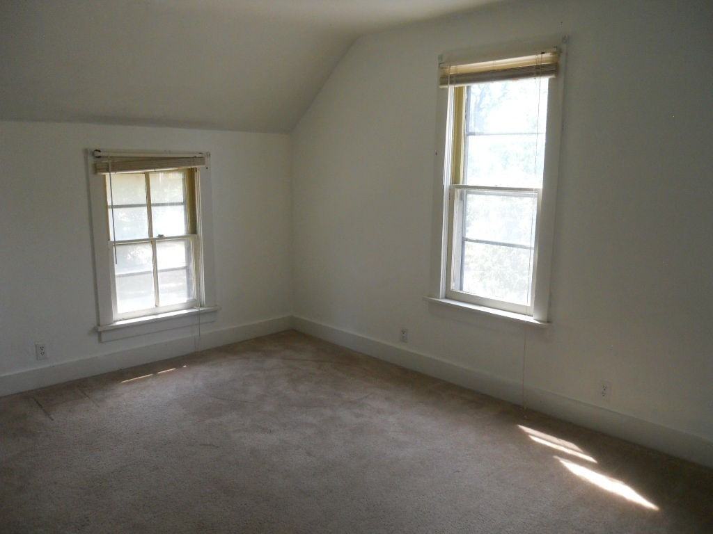 620 Missouri St - Photo 6 of 8