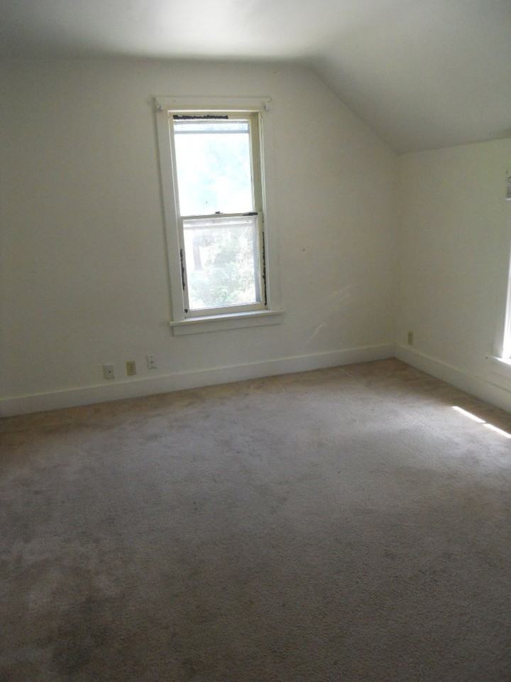 620 Missouri St - Photo 7 of 8