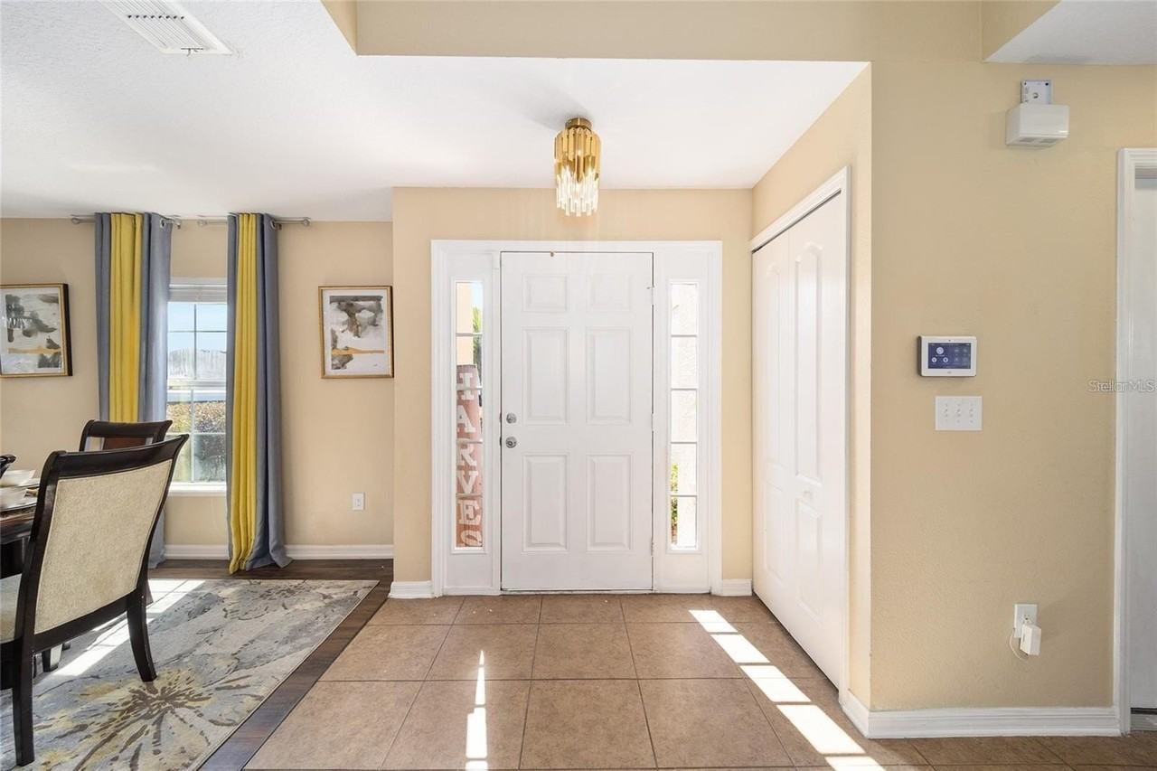 14308 Nw 161st Ave - Photo 5 of 50