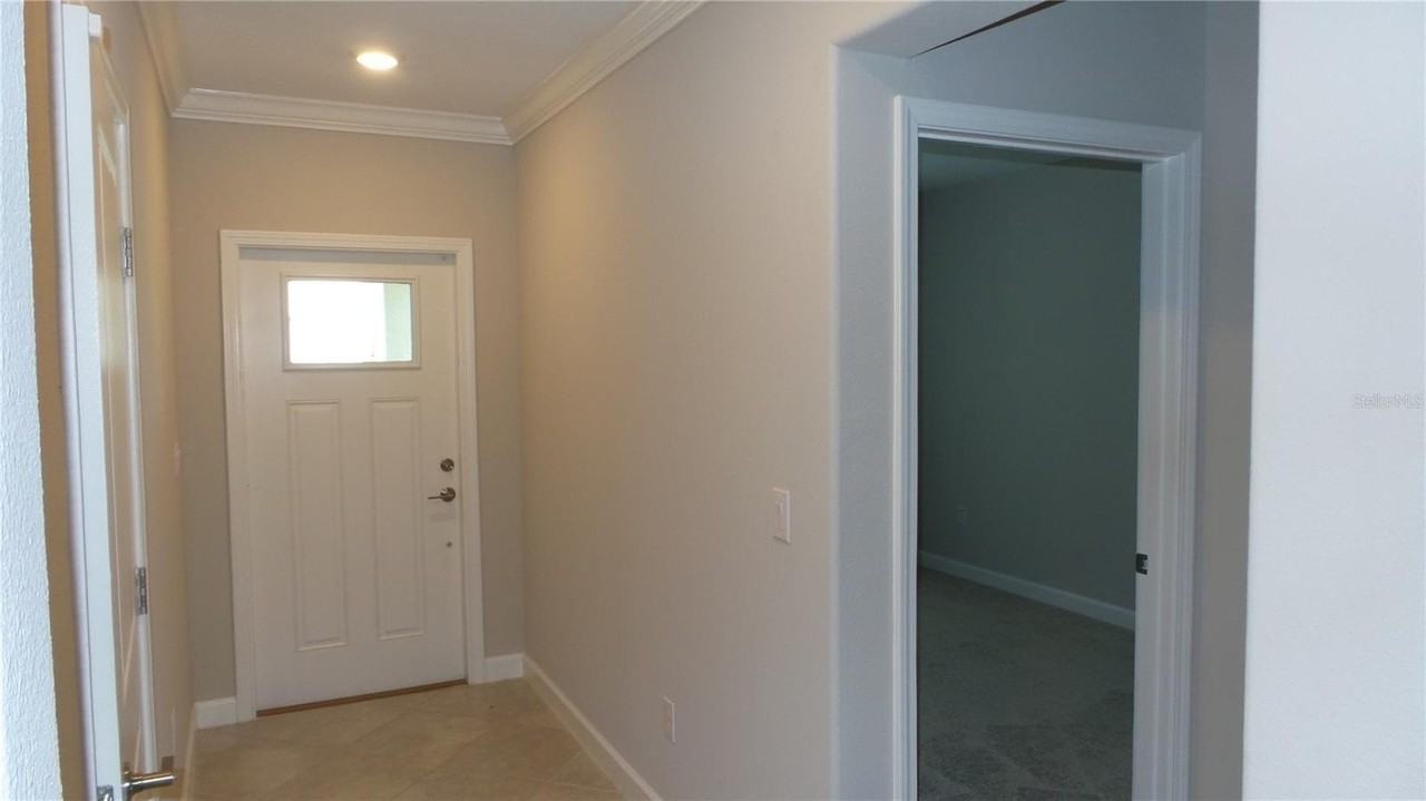 16715 Shell Bay Dr - Photo 7 of 19