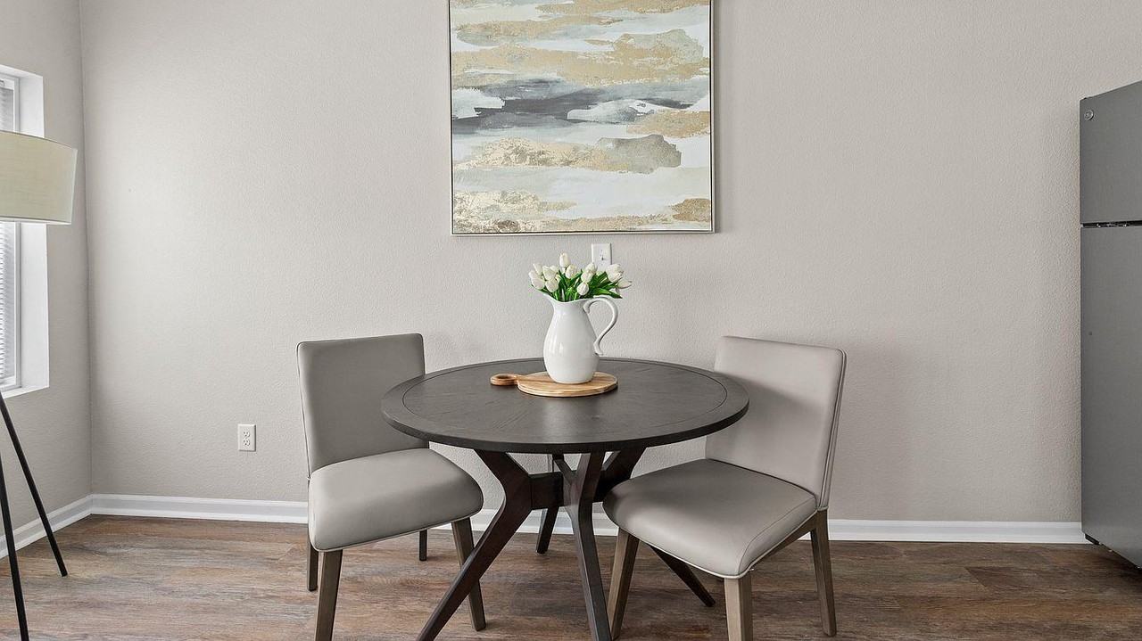 West 39th Street - Photo 3 of 6