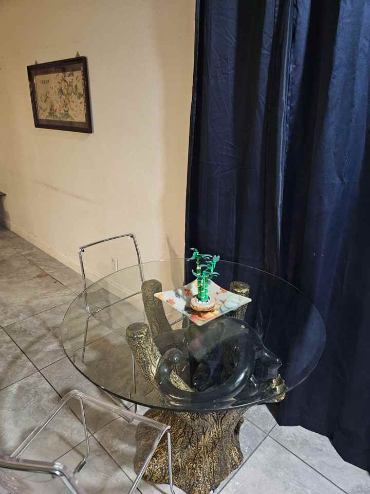 North Cir - Photo 2 of 6