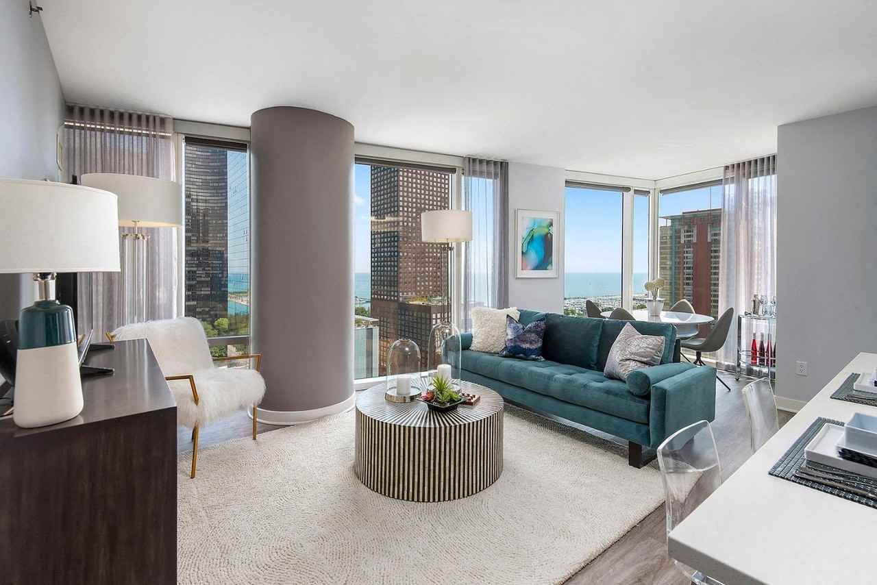 Moment - Photo 4 of 50