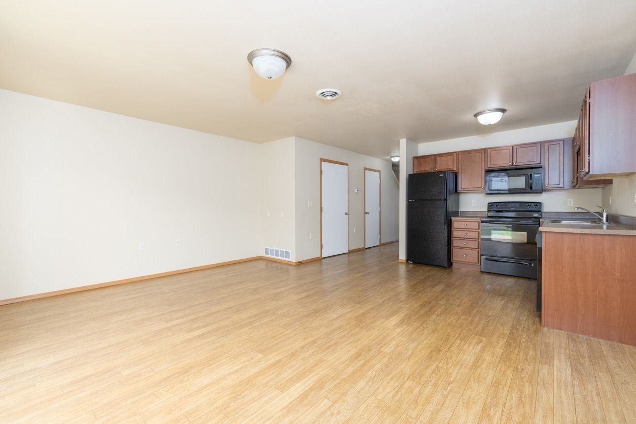 South Point Village - Photo 7 of 22