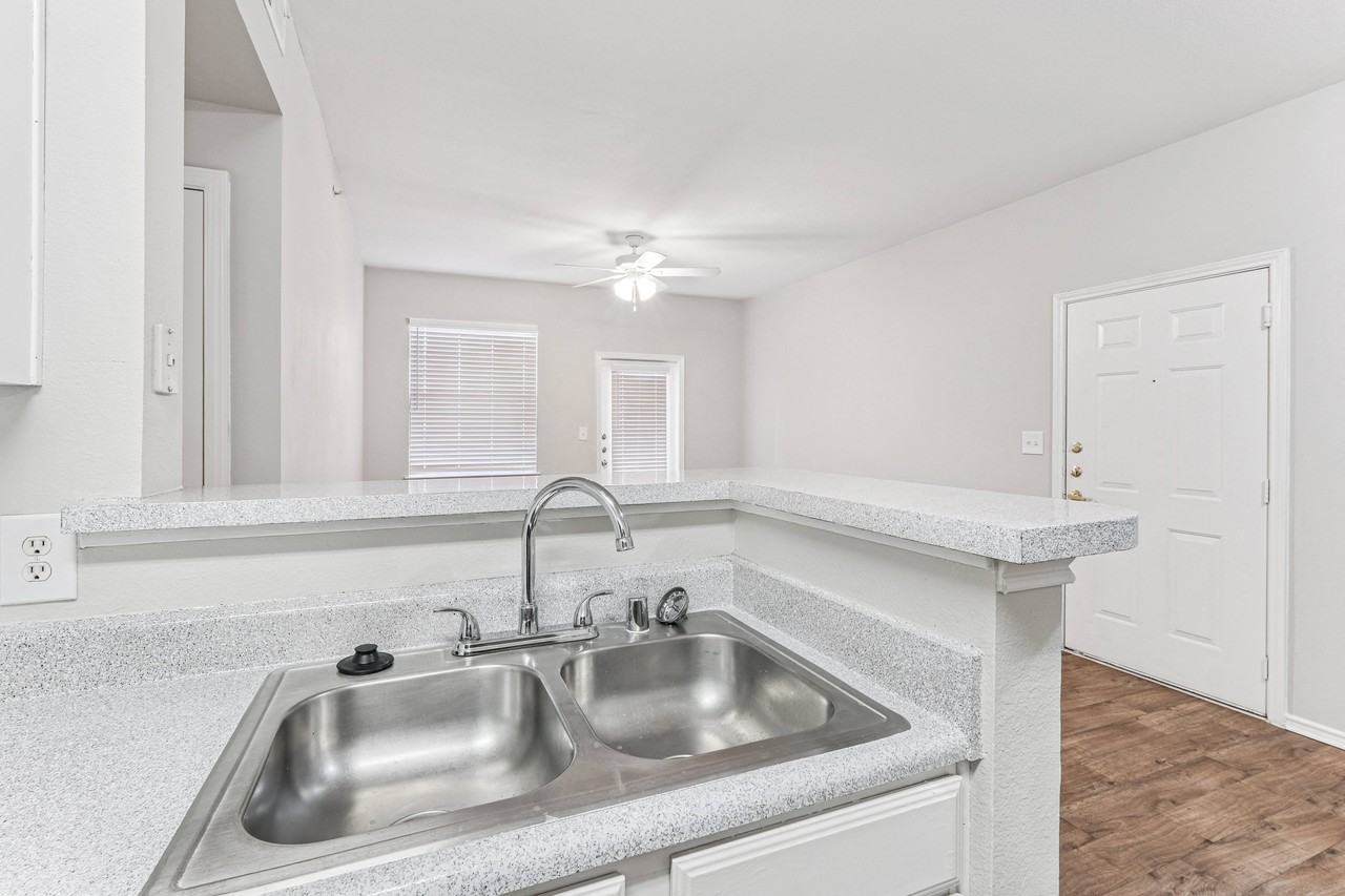 Pecan Creek on McKinney Apartments - Photo 3 of 59