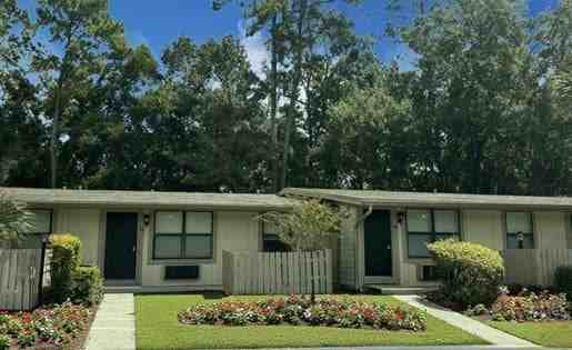 The Cottages @ Clermont - Photo 2 of 15