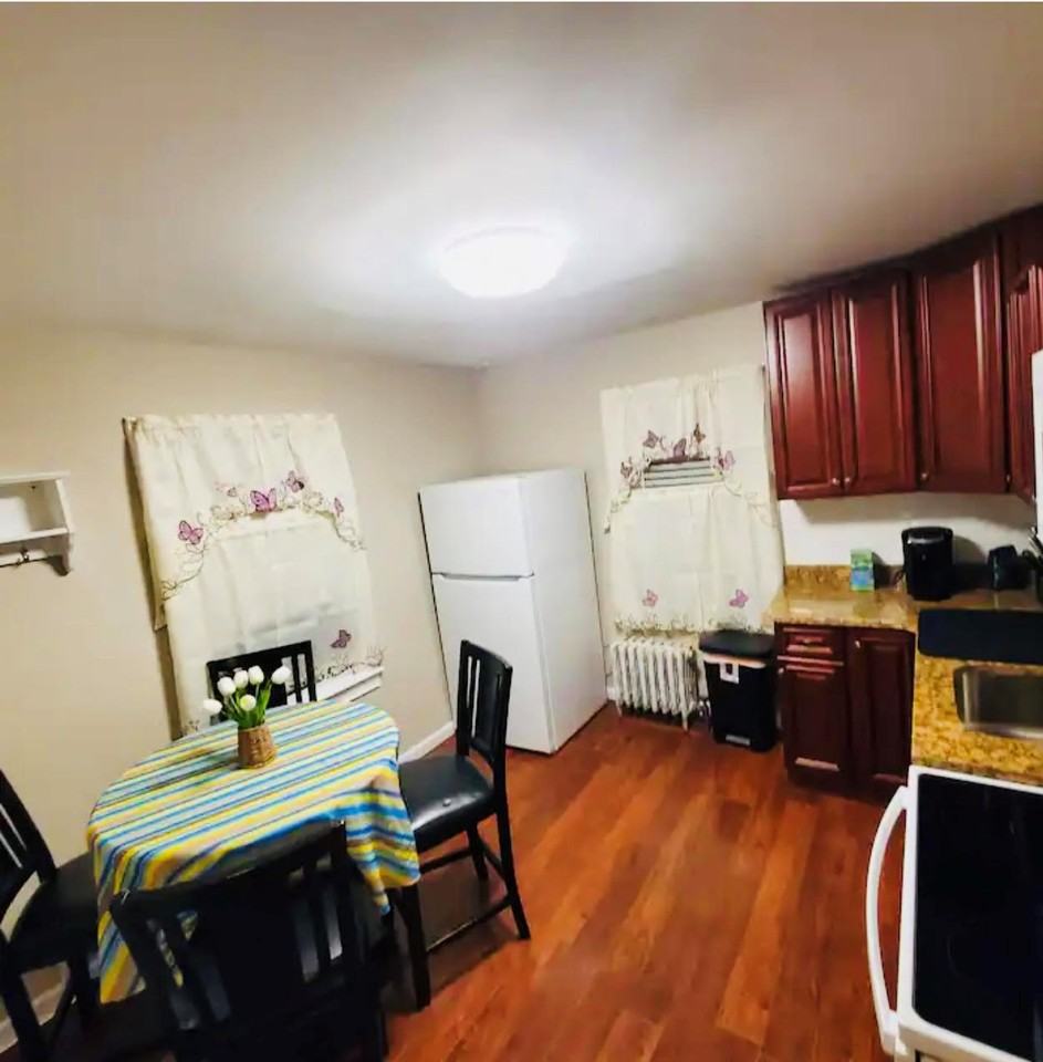 24128 87th Ave - Photo 2 of 6