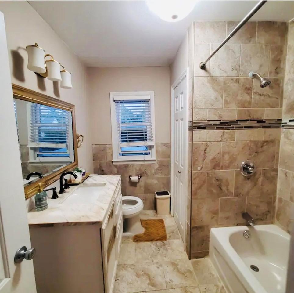 24128 87th Ave - Photo 3 of 6