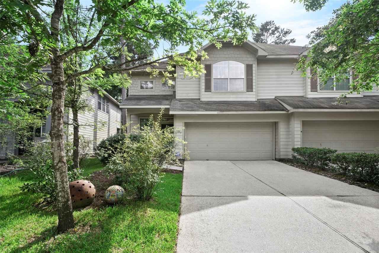 130 W Burberry Cir - Photo 2 of 39