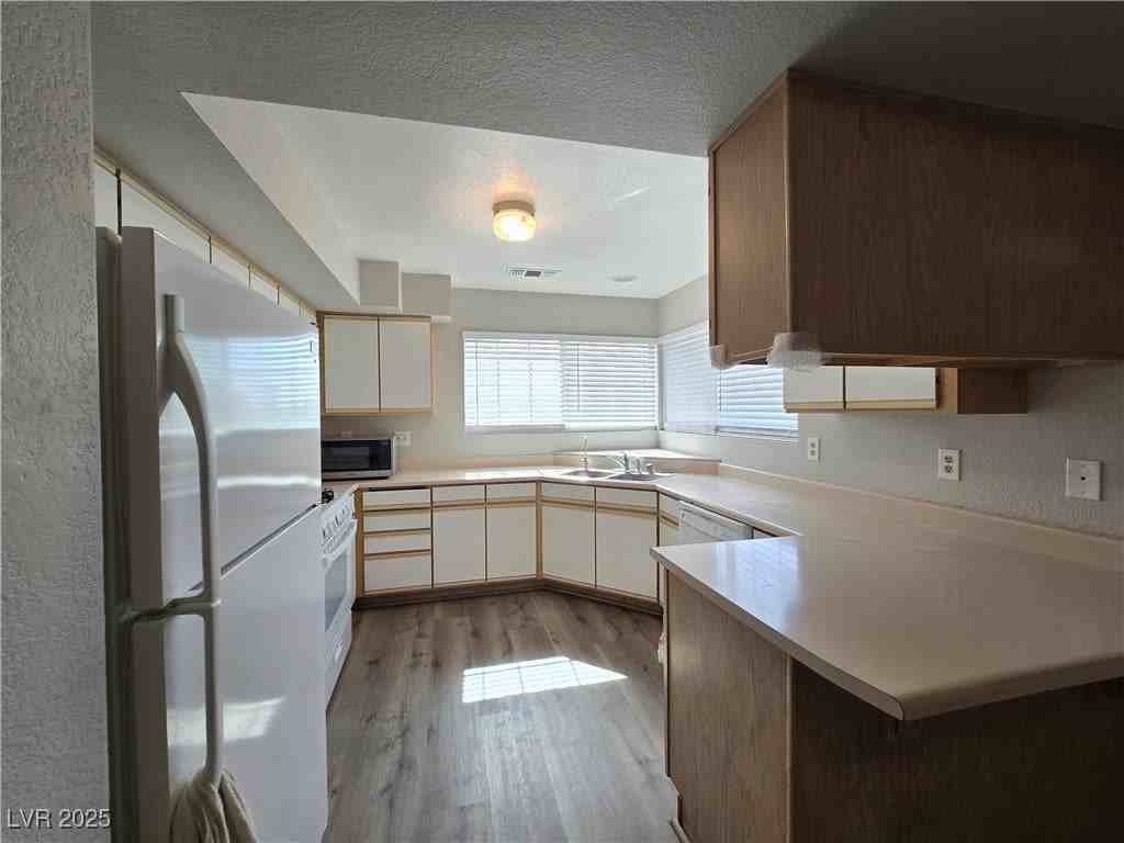 101 Clifton Heights Dr - Photo 5 of 15