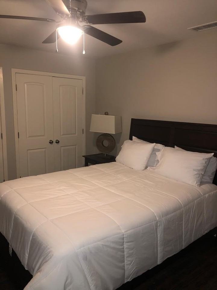 1204 Hassell St - Photo 3 of 5