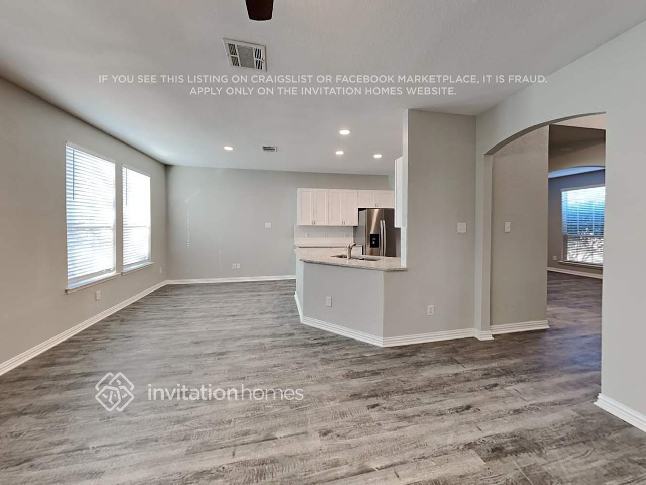 713 Mistymoor Ln - Photo 5 of 19
