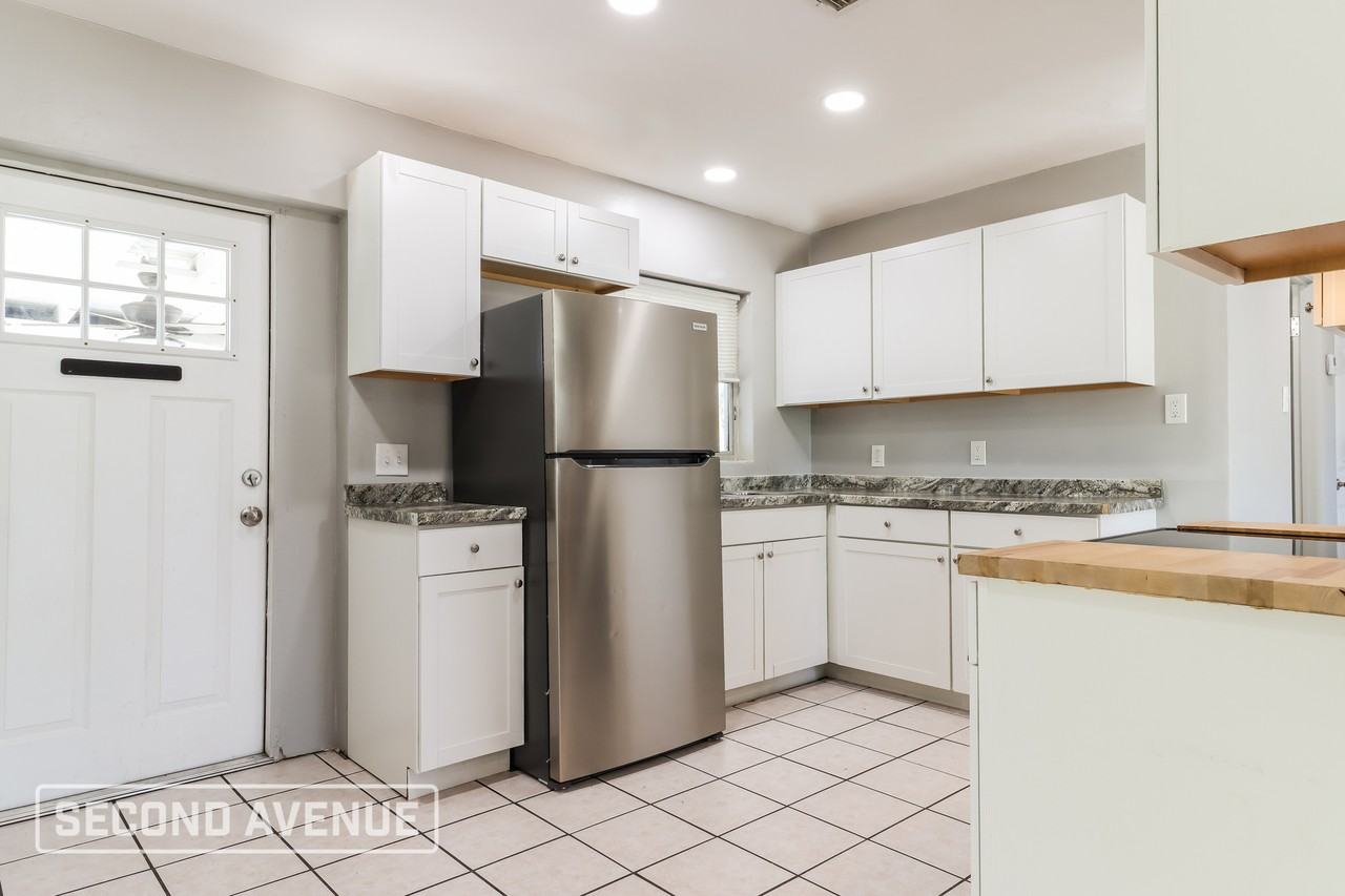 7320 38th Ave N #1 - Photo 4 of 24