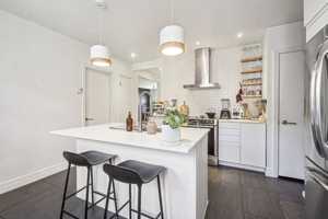 featured image of 1961 Rue Jarry E