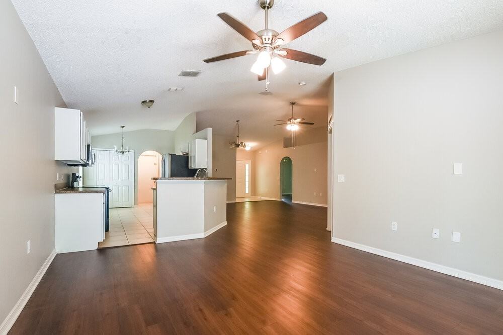 13825 Econ Woods Ln - Photo 3 of 16