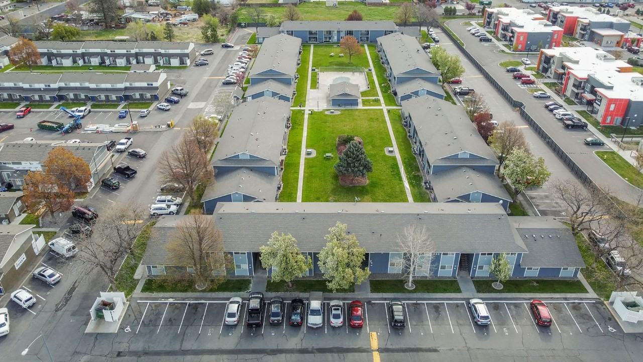 440 N Volland - Photo 3 of 50