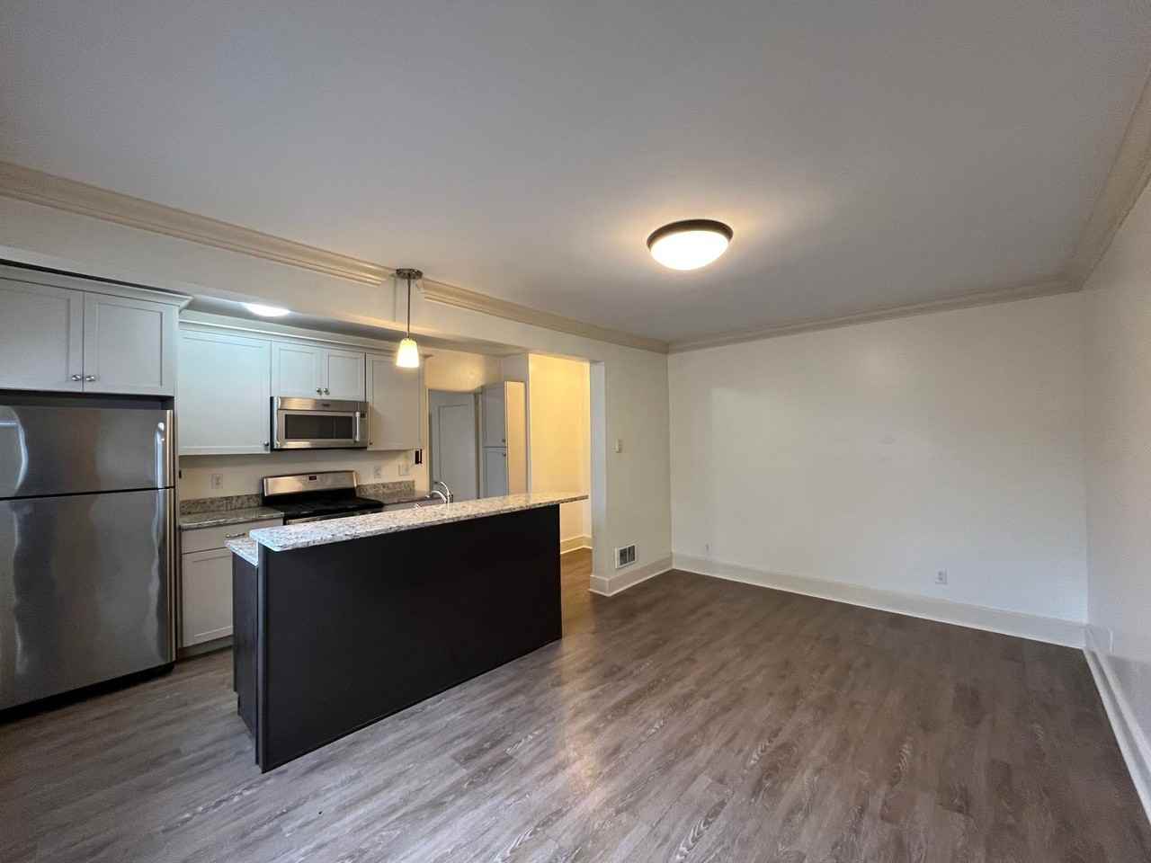 2516 Cornwall Ave #4 - Photo 6 of 14