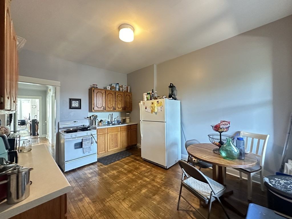 2623 W Crystal St #3 - Photo 2 of 21