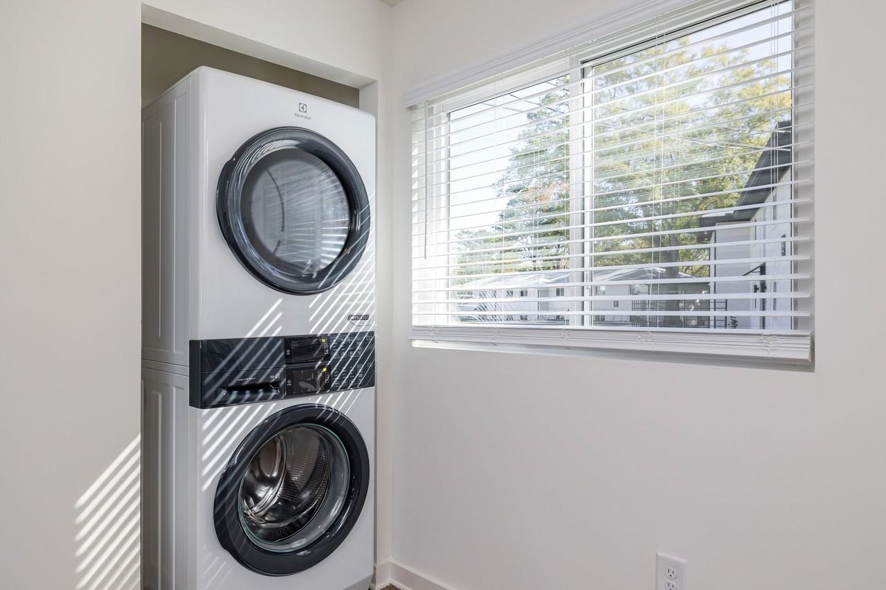 Canopy East Lake Apartments - Photo 6 of 24