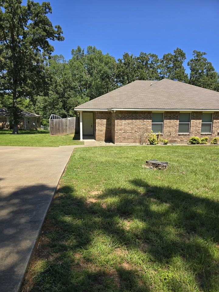 15187 CR 195 - Photo 2 of 20