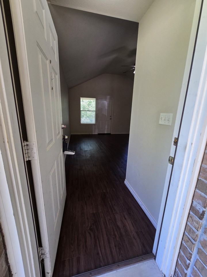 15187 CR 195 - Photo 3 of 20