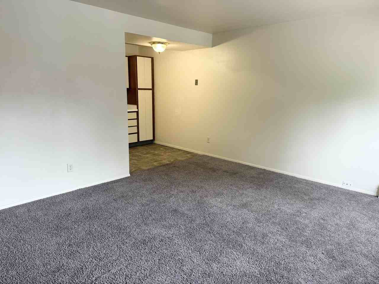 2050-2080 Allen Boulevard - Photo 5 of 50