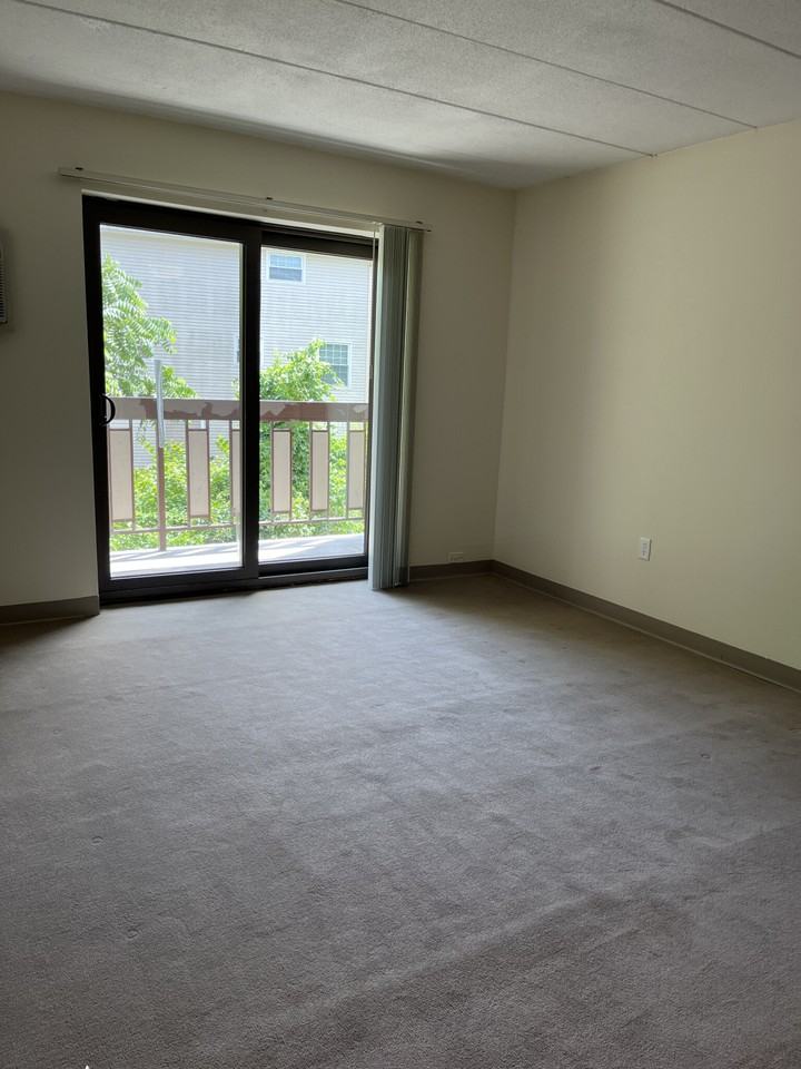 Main St #131 - Photo 2 of 11