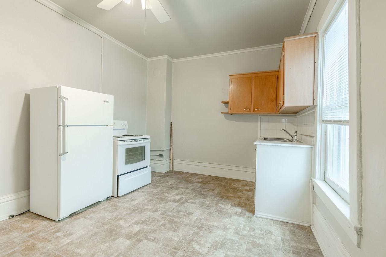 30 West Main Street - Photo 3 of 9