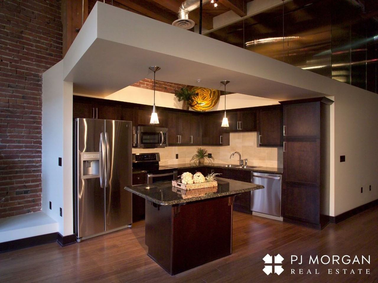 The Residence at Old Marketplace - Photo 2 of 8