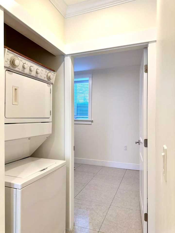 6508 Gladstone Street - Photo 5 of 9