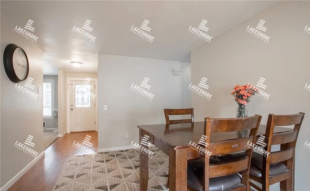 23624 52nd Ave E - Photo 3 of 26