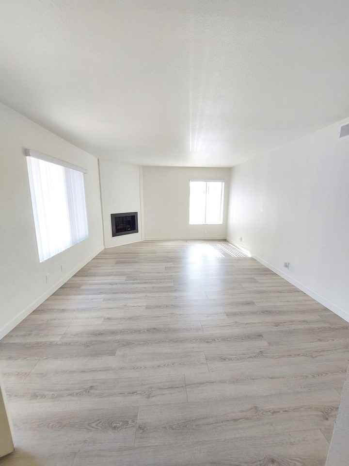 327 N Ynez Ave - Photo 2 of 15