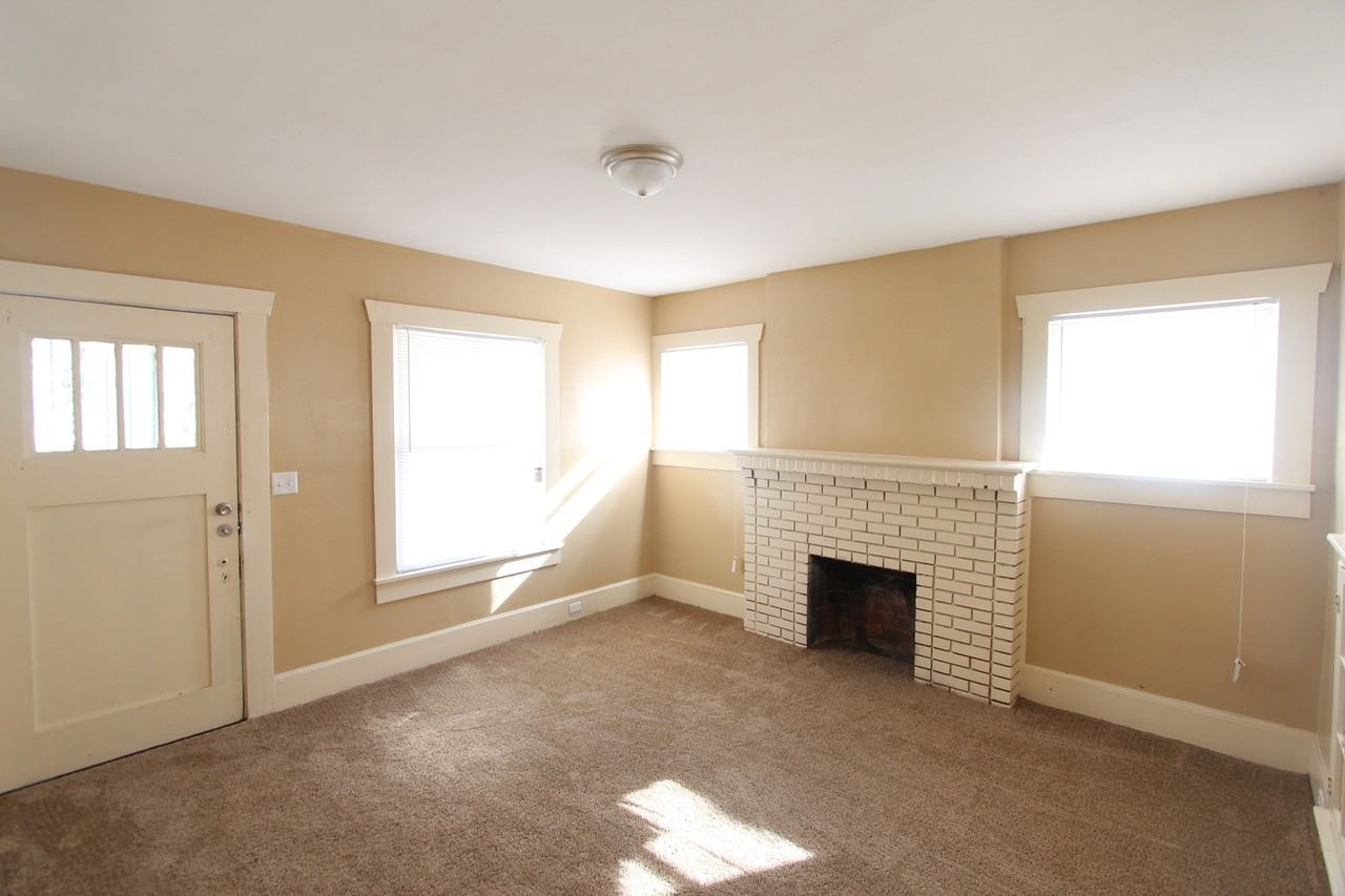 126 69th Pl N - Photo 3 of 15