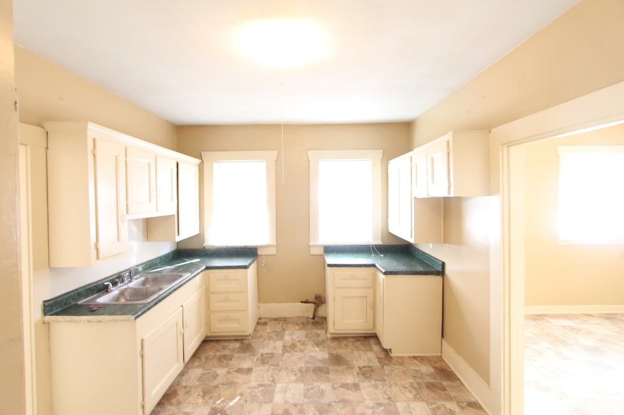 126 69th Pl N - Photo 7 of 15