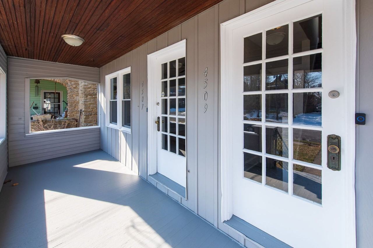 4507 Ashland Ave - Photo 4 of 35