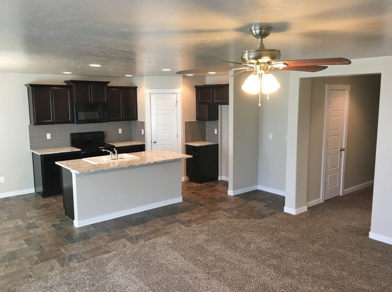 6167 N Santa Rita Ave - Photo 4 of 27