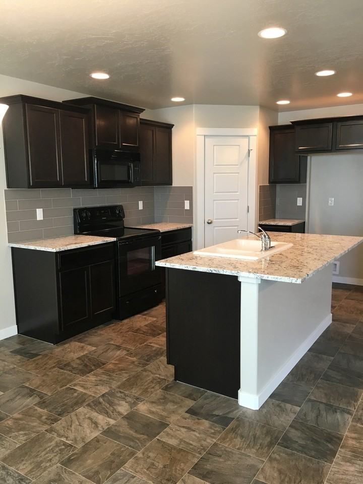 6167 N Santa Rita Ave - Photo 6 of 27